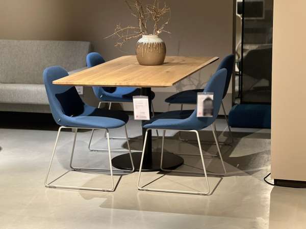 Artifort Beso eetkamerstoel (set van 4) - Materiaal