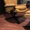Stressless Rome relaxfauteuil met hocker - Vooraanzicht