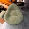 Label Hidde Soft fauteuil met Cocoon poef - Zijaanzicht links