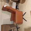 Recor Dorno relaxfauteuil met poef - Zijaanzicht rechts