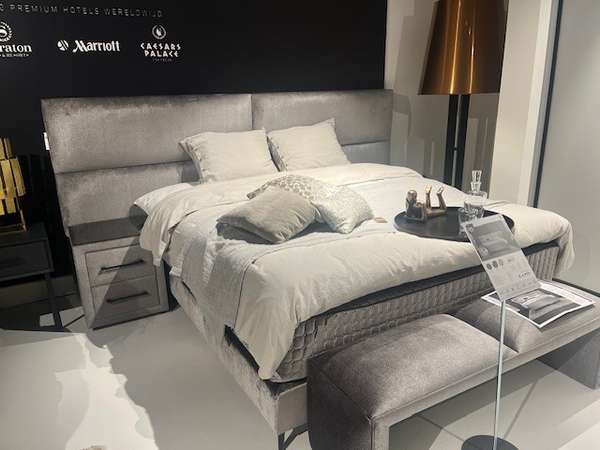 Serta Brut Limited Edition boxspring - 180x200 met nachtkastjes - Materiaal