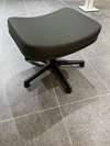 Artifort P141 poef - Materiaal