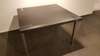 Interstar MW0885 eettafel - 135x135 - Materiaal