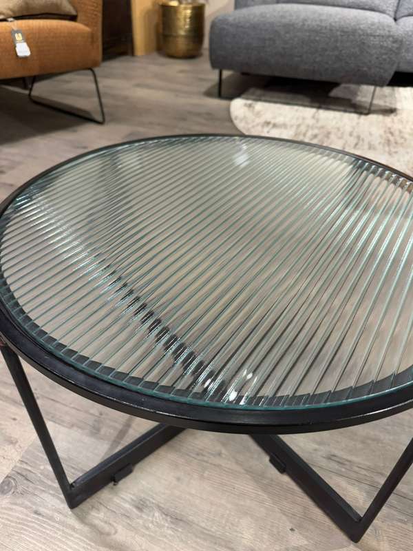 Feelings Brixton medium bijzettafel - Materiaal
