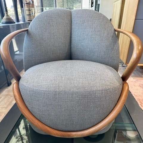 Giorgetti Hug fauteuil - Materiaal