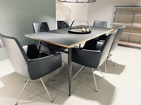 Mobitec Mood T8 eettafel - 180x90 - Materiaal