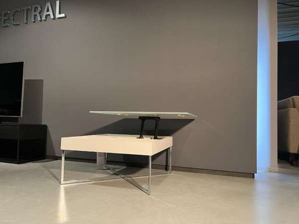 Ronald Schmitt Pluto salontafel - Materiaal