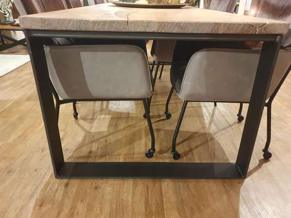 Dopmeijer Barosso eettafel - 240x100 - Materiaal