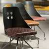 Sturdy Legs Chopper eetkamerstoel (set van 3) - Materiaal