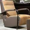 Leolux Scylla fauteuil met poef - Materiaal