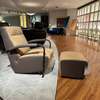 Leolux Scylla fauteuil met poef - Materiaal