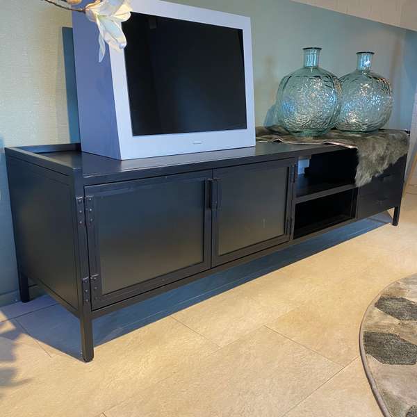 Feelings Willem tv-meubel - Showroom