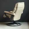 Stressless Reno relaxfauteuil met voetenbank - Vooraanzicht