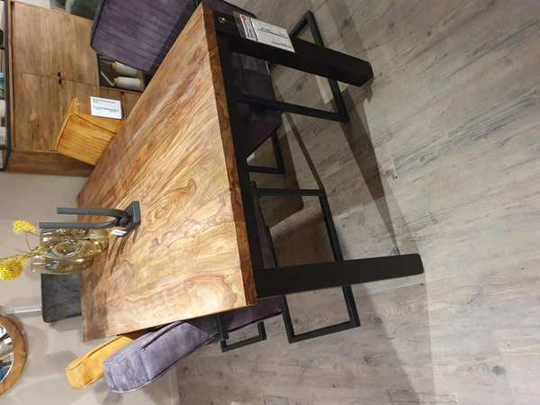 Feelings Terrance eettafel - 180x90 - Materiaal