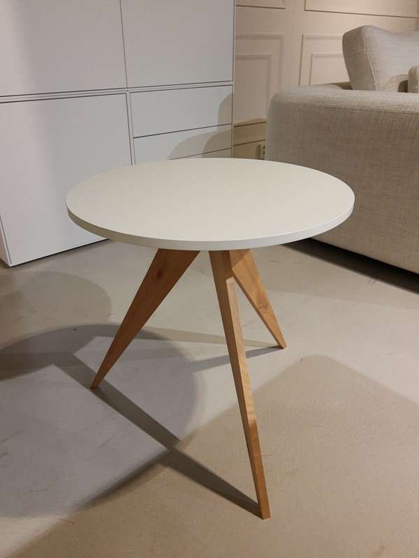 Hülsta Now CT71 Rond bijzettafel - Materiaal