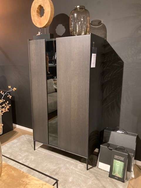 HCM Altea vitrinekast - Materiaal
