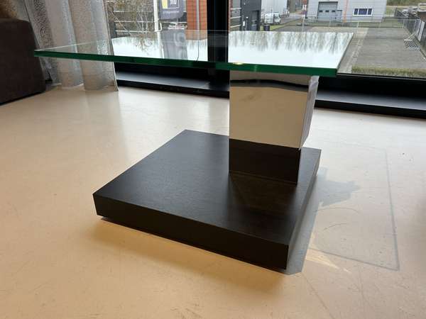 Rolf Benz bijzettafel - Materiaal