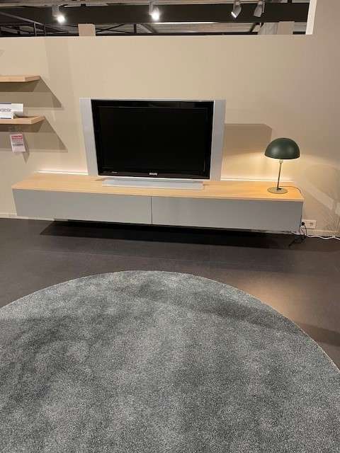 Interstar 218-50 TV-meubel - Materiaal