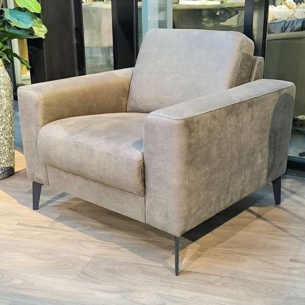 In.House Hesia fauteuil - Showroom