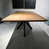 In.House Batoli eettafel - 240x98 - Materiaal