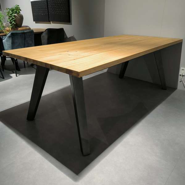 XOOON Kinna eettafel - 220x100 - Materiaal