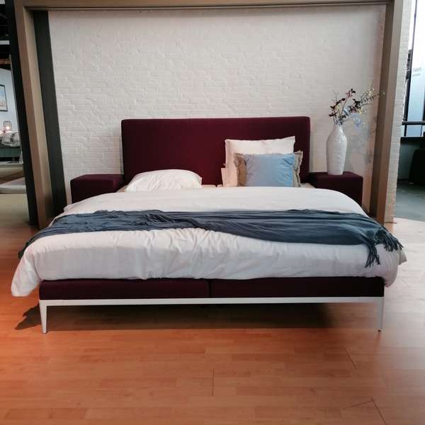 Private Label Grandeur 1250 boxspring - 180x200 met nachtkastje (set van 2) - Materiaal