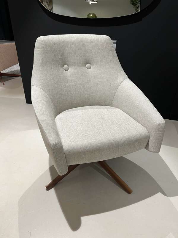 Montis Puklow draaifauteuil - Materiaal