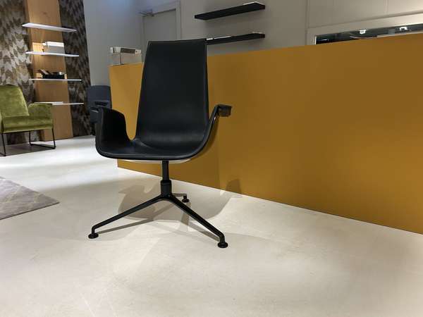 Walter Knoll FK fauteuil - Materiaal