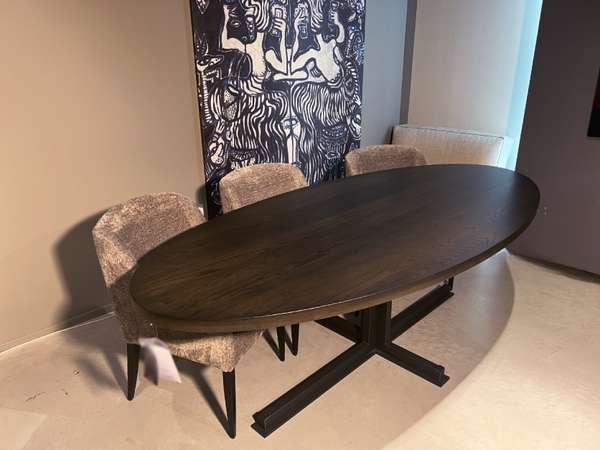 Qliv Cross eettafel - 240x110 - Materiaal