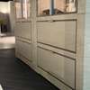 Giorgetti Oli Roomdivider vitrinekast  - Materiaal