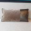 Pode Shadow Durian sierkussen - Materiaal