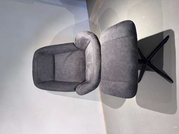 Montel Shuffle fauteuil met poef - Materiaal