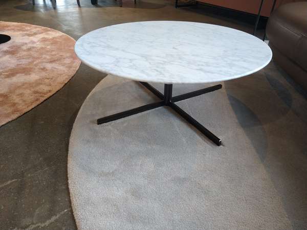 Poltrona Frau Bob salontafel - Materiaal