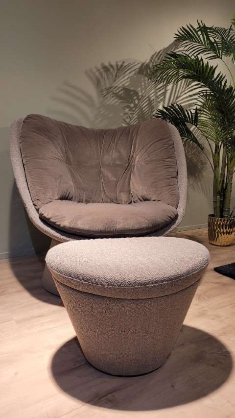 Montis Fabian fauteuil met poef - Materiaal