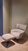 Montis & George fauteuil met poef - Materiaal