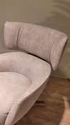 Montis & George fauteuil met poef - Materiaal