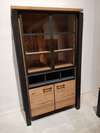 In.House Lucania vitrinekast - Materiaal
