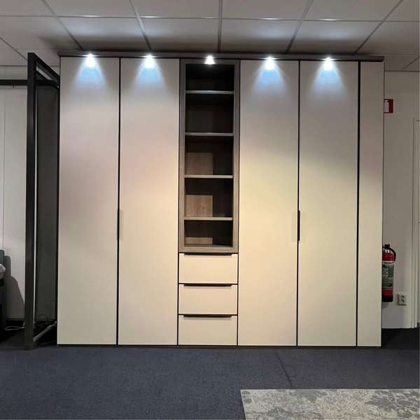 Nolte Horizont 110 kledingkast - Materiaal