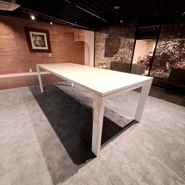 Bert Plantagie Basik eettafel - 180x100 uitschuifbaar - Showroom