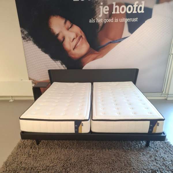Auping Noa bed - 200x210 - Showroom