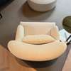 Meridiani Liu Kuoio fauteuil - Zijaanzicht links