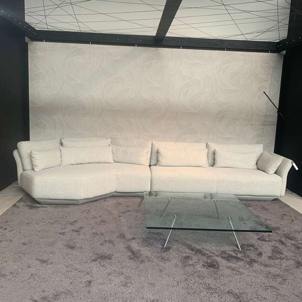 Qliv Flared 5-zitsbank - Showroom