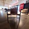 Cassina LC1 fauteuil - Zijaanzicht rechts
