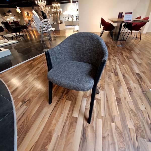 Cassina 397.02 M10 eetkamerstoel - Showroom
