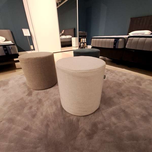 Auping  CRHCK hocker - Showroom