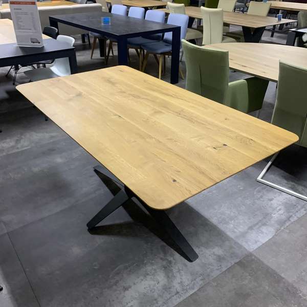 bert plantagie Carve eettafel - 160x90 - Materiaal