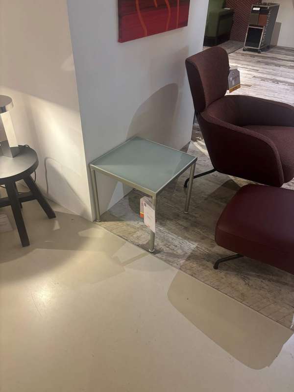 Private Label 618/Q bijzettafel - Materiaal