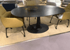 Leolux Columna eettafel - 165x110 - Materiaal