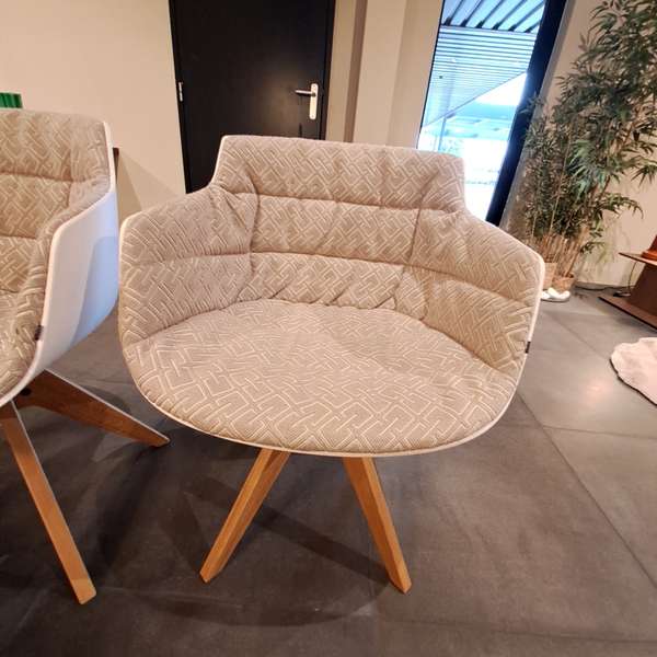 MDF Italia Flow Slim eetkamerstoel (set van 4) - Showroom