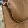 Leolux Cream Plus fauteuil - Details
